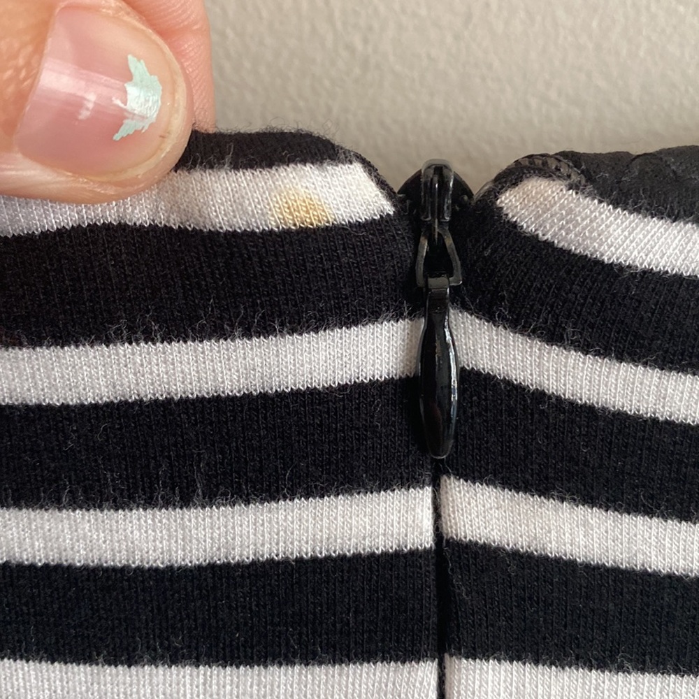 White House Black Market • striped sleeveless dress - Picture 4 of 5